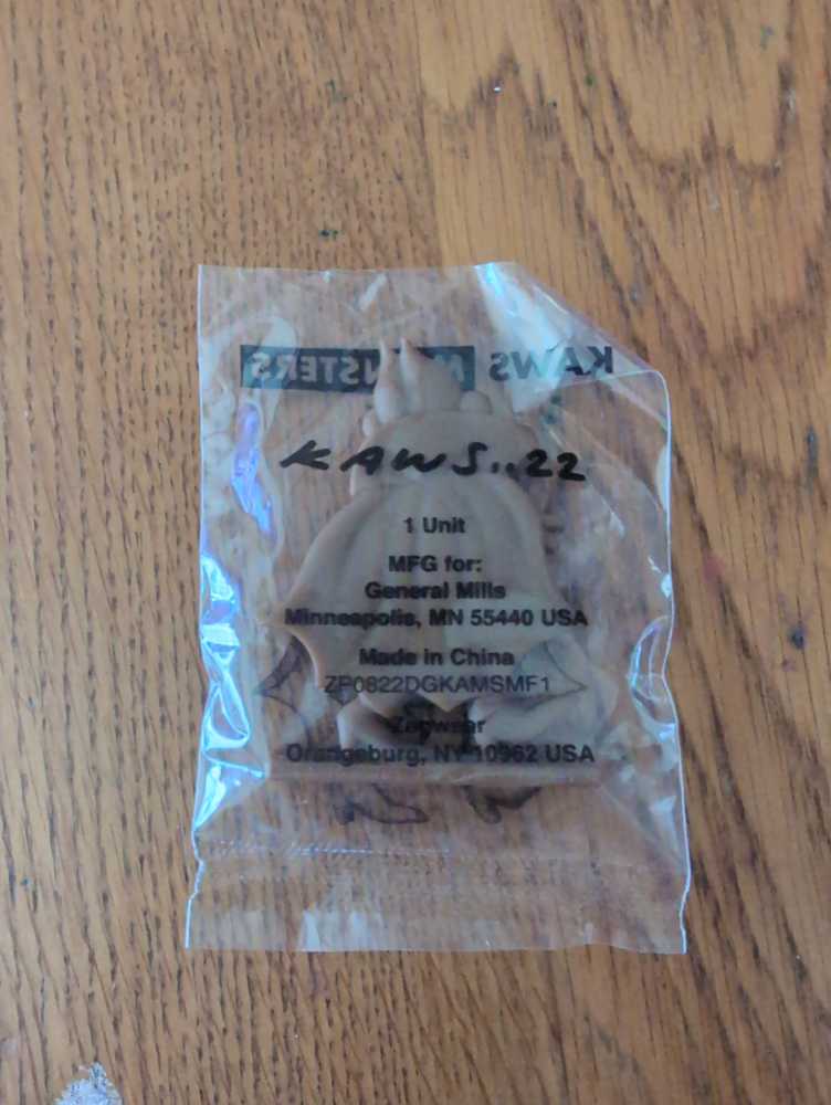 Kaws Monsters Count Chocola  vinyl figure collectible - Main Image 2