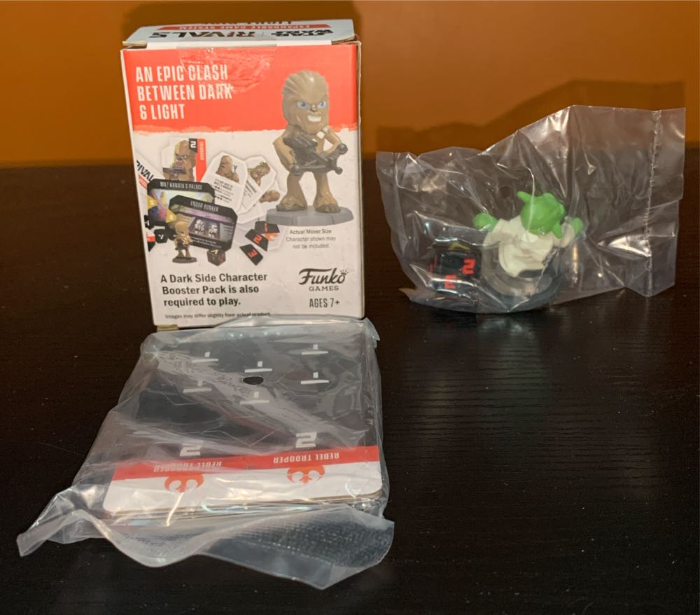 Yoda  vinyl figure collectible [Barcode 889698737197] - Main Image 3