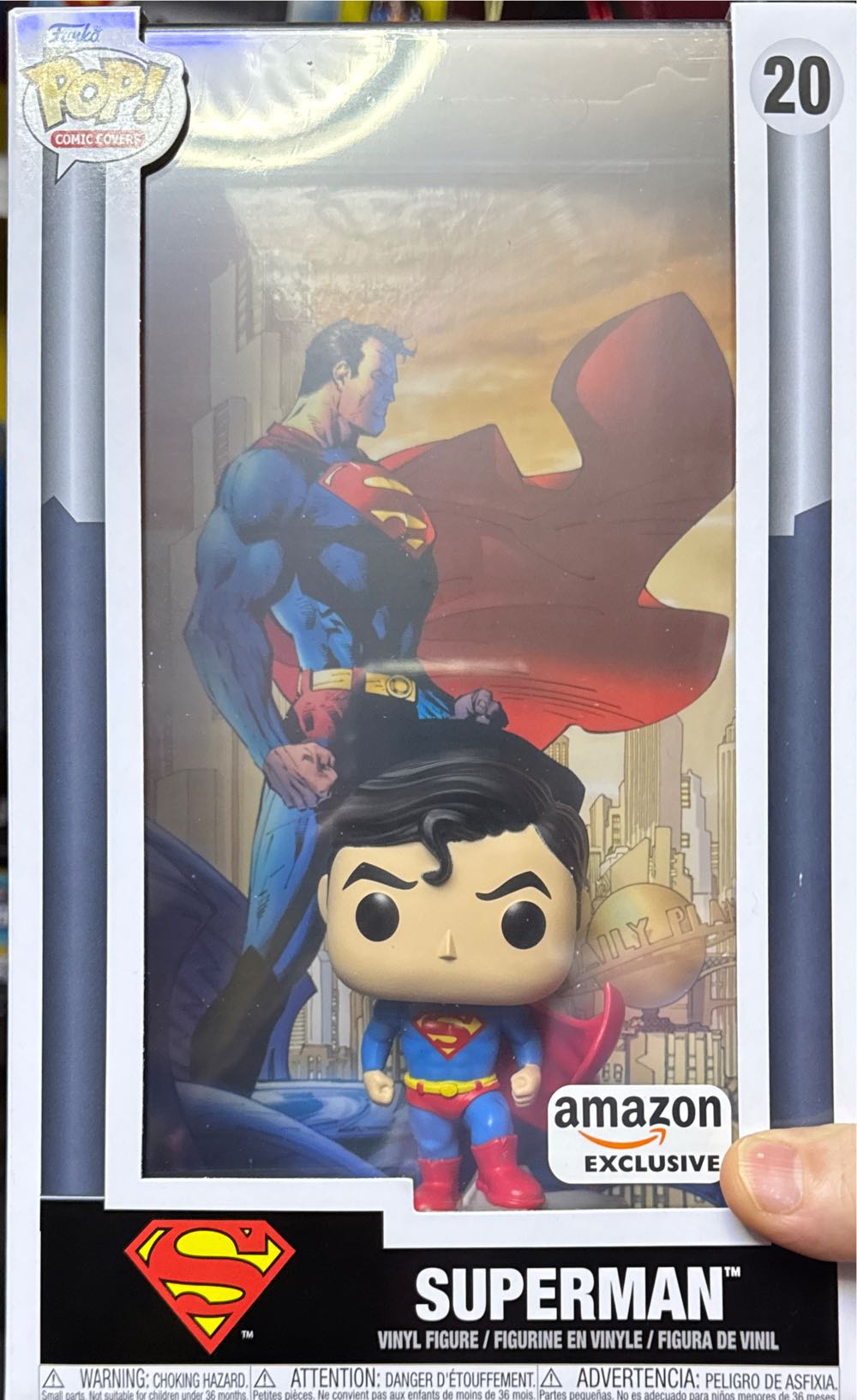 Superman  vinyl figure collectible [Barcode 889698844314] - Main Image 2