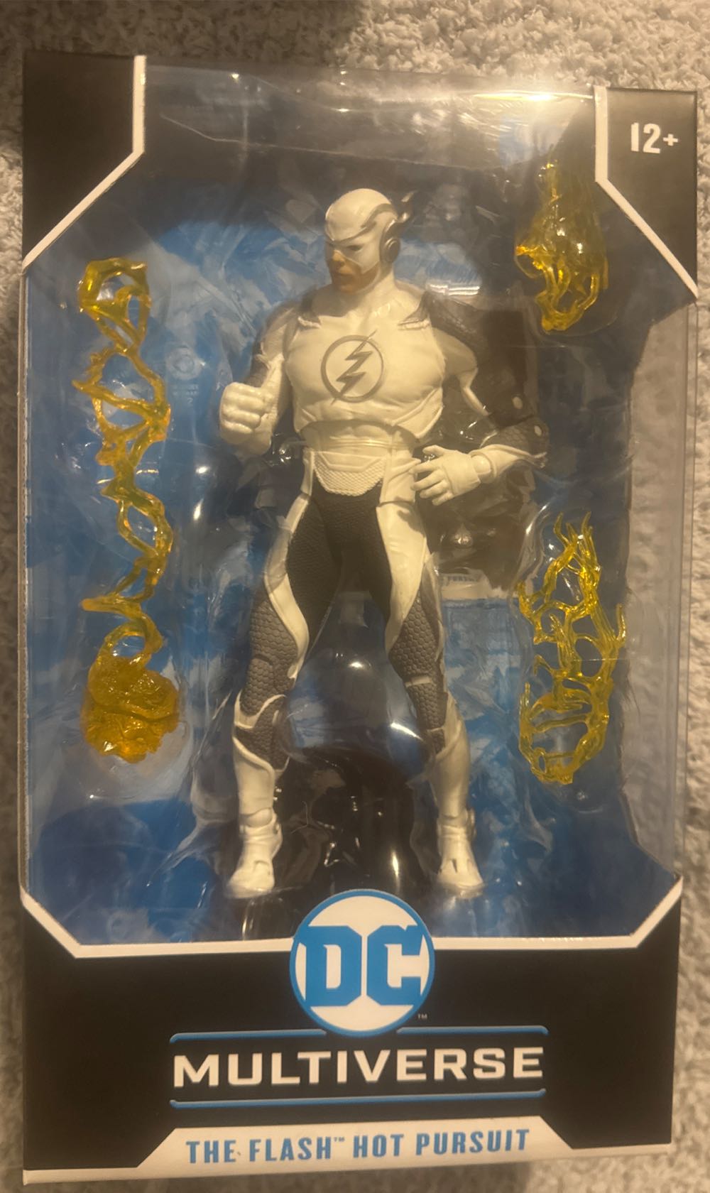 DC Multiverse Injustice 2: The Flash ’hot Pursuit’  vinyl figure collectible [Barcode 787926153743] - Main Image 2