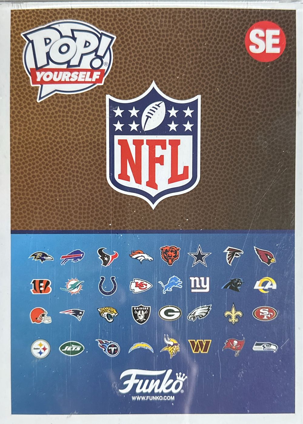 Eric E Pop Pop yourself  vinyl figure collectible [Barcode 889698879149] - Main Image 2