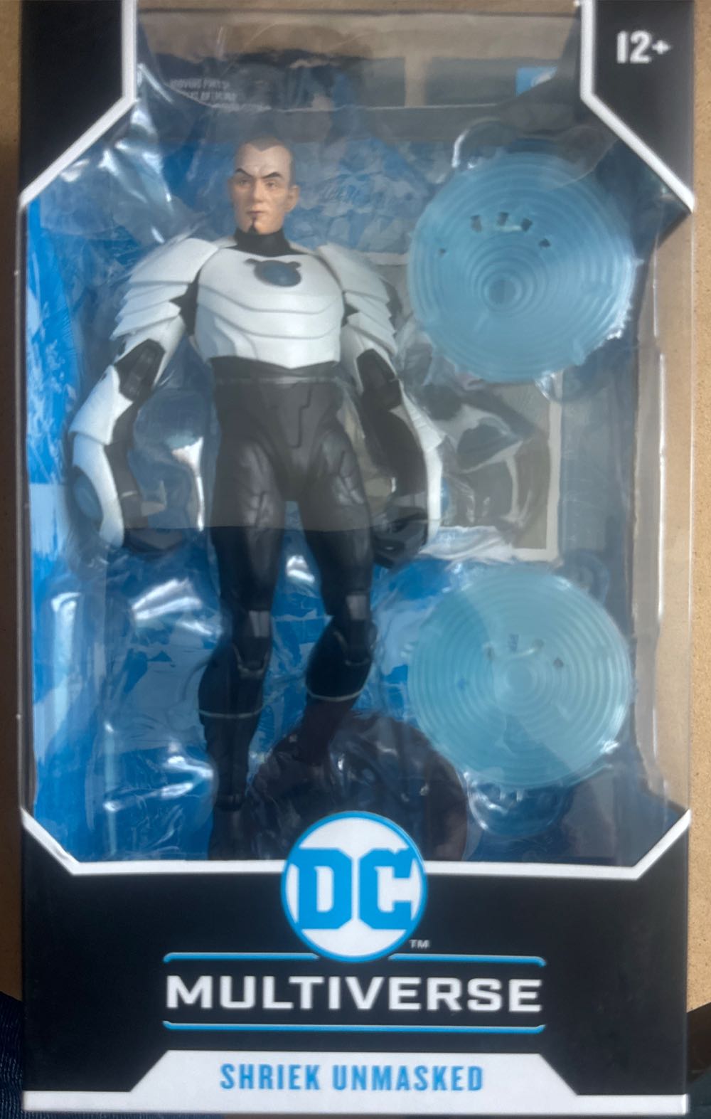 DC Multiverse Batman Beyond: Shriek Unmasked  vinyl figure collectible [Barcode 787926157543] - Main Image 2