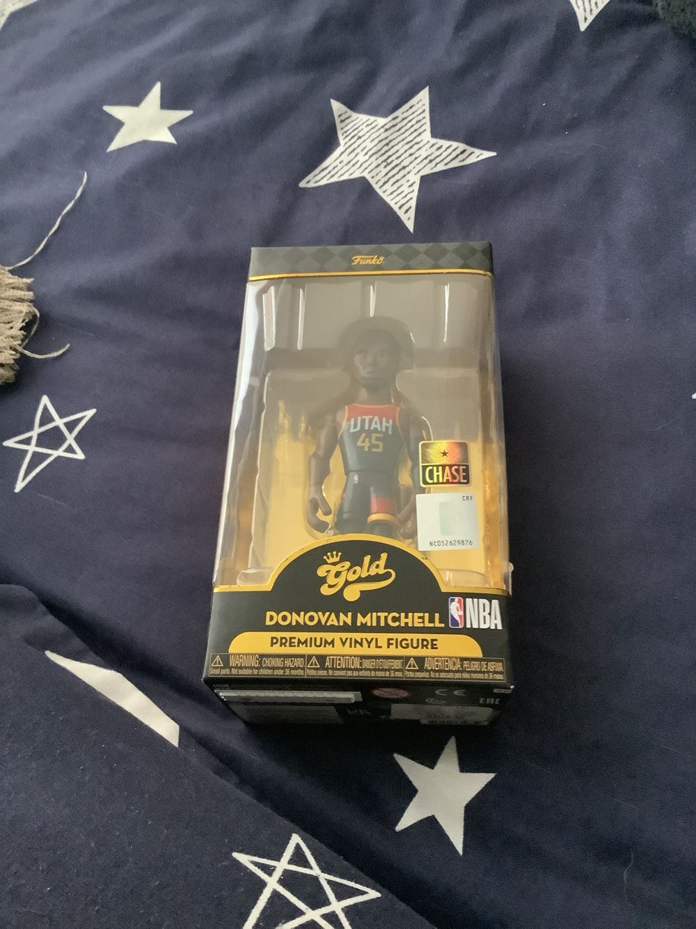 Funko Pop! Gold Nba:jazz Donovan Mitchell 5” With Chase  vinyl figure collectible [Barcode 889698614832] - Main Image 2