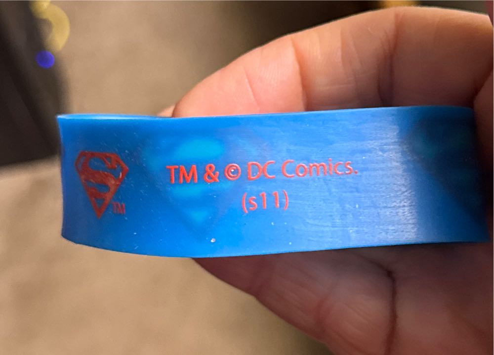 Superman rubber band bracelet  vinyl figure collectible - Main Image 2