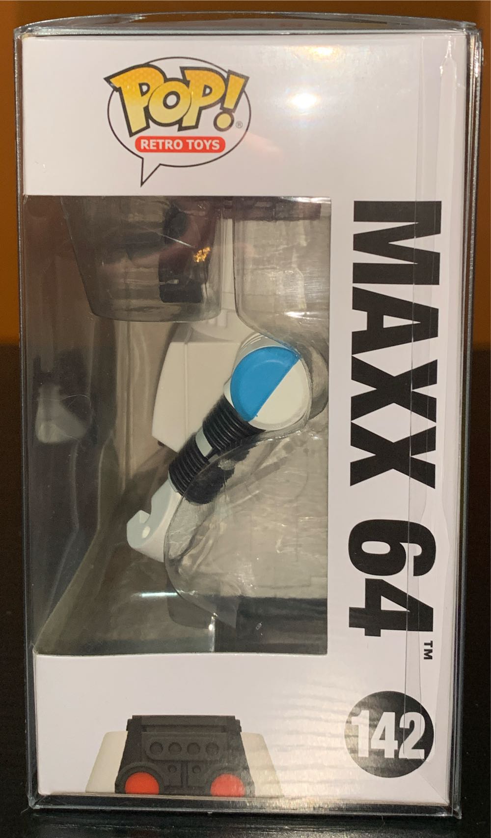 Maxx 64  vinyl figure collectible [Barcode 889698799898] - Main Image 2