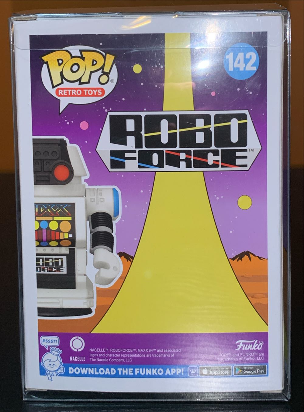 Maxx 64  vinyl figure collectible [Barcode 889698799898] - Main Image 3