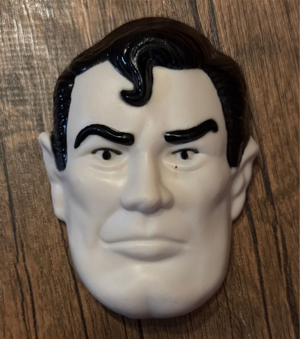 Superman Cake Topper - 2 Pcs  vinyl figure collectible - Main Image 2