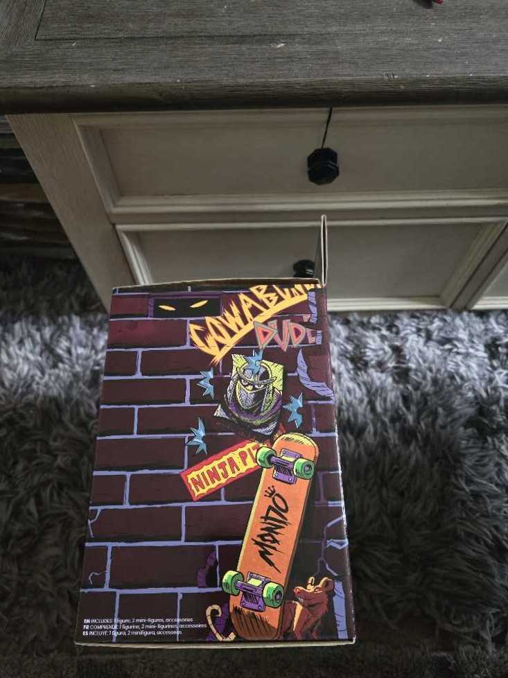 TMNT Mondo Ray Fillet   vinyl figure collectible [Barcode 810140241740] - Main Image 4