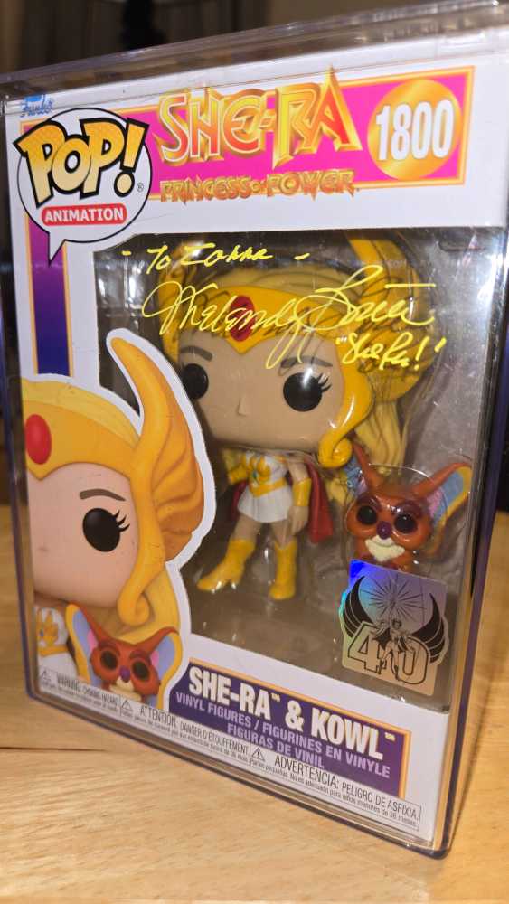 MOTU She-Ra with Kowl - Masters of the Universe vinyl figure collectible [Barcode 889698834995] - Main Image 2