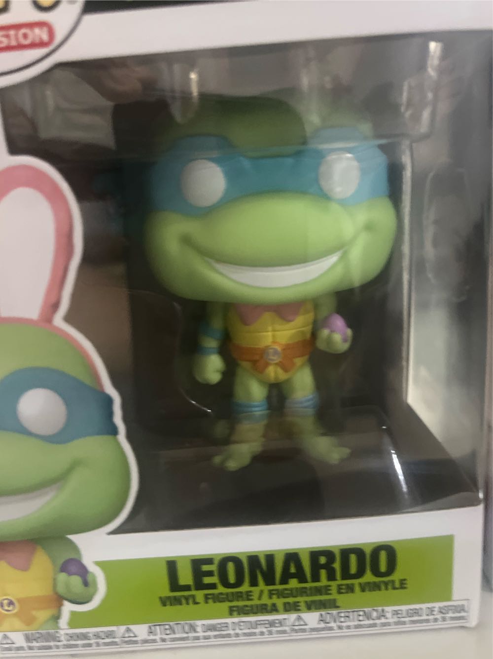TMNT 1667 - Leonardo (Easter) - Teenage Mutant Ninja Turtles vinyl figure collectible [Barcode 889698860437] - Main Image 4