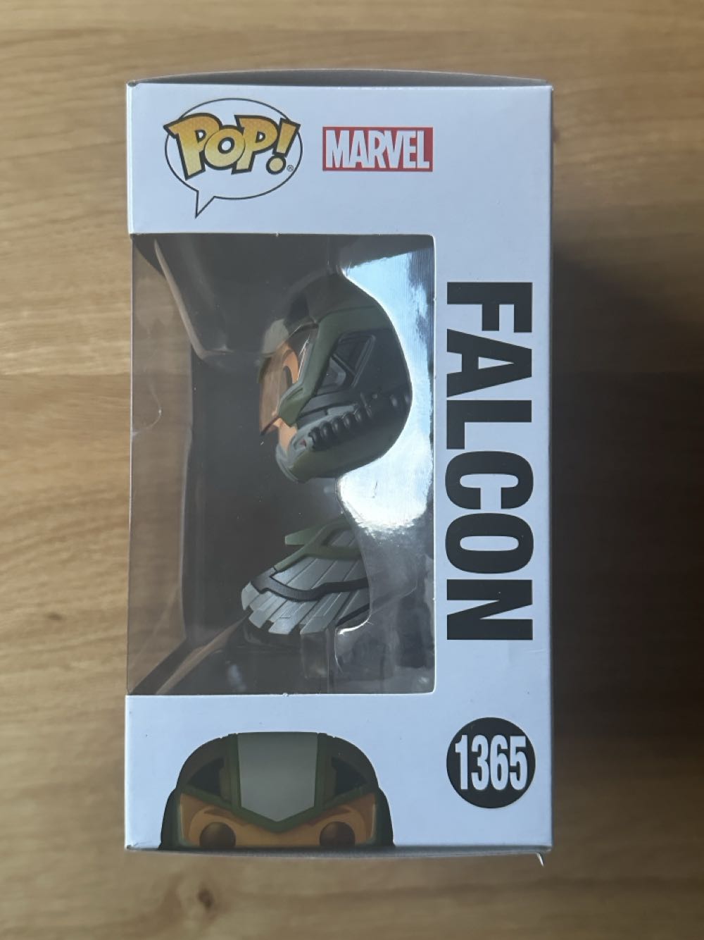 Captain America -1365- Falcon - Marvel Universe vinyl figure collectible [Barcode 889698759915] - Main Image 4