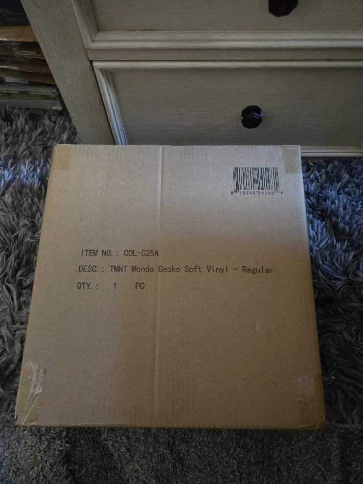 TMNT Mondo Gecko  vinyl figure collectible [Barcode 810140241481] - Main Image 3