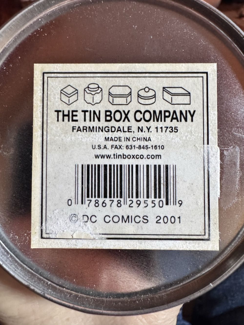 Superman Dc Comic Tin Pencil Cup With Secret Compartment  vinyl figure collectible [Barcode 078678295509] - Main Image 3