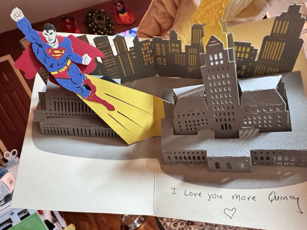 Superman Pop Up Card  vinyl figure collectible - Main Image 2