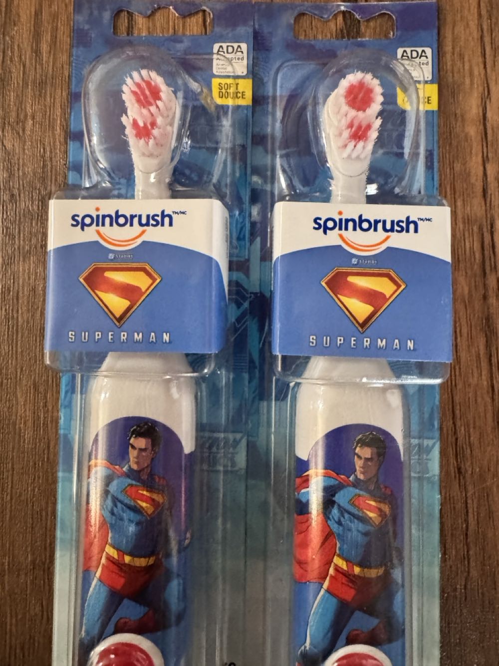 Superman spin brush toothbrush 2025 new Superman logo  vinyl figure collectible - Main Image 2