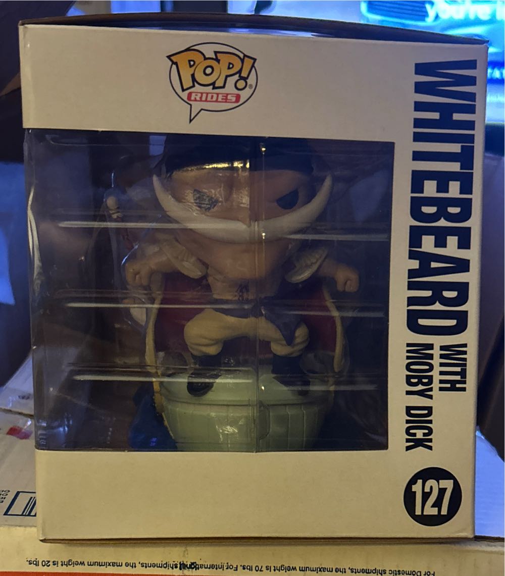 Whitebeard With Moby Dick - One Piece vinyl figure collectible [Barcode 889698845717] - Main Image 2