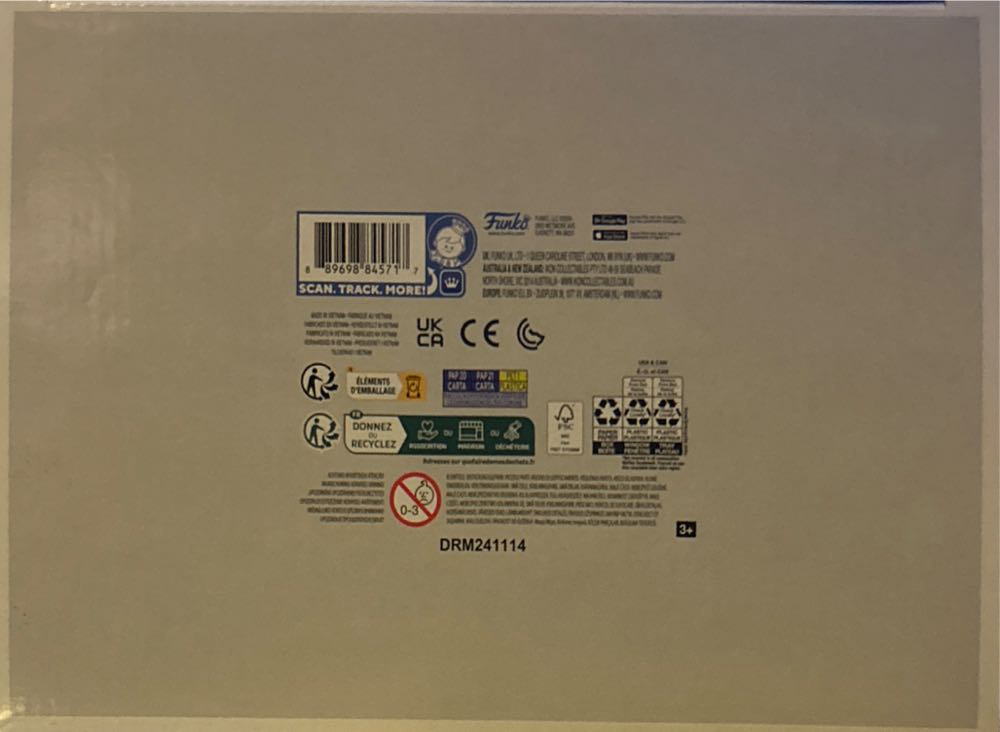 Whitebeard With Moby Dick - One Piece vinyl figure collectible [Barcode 889698845717] - Main Image 4