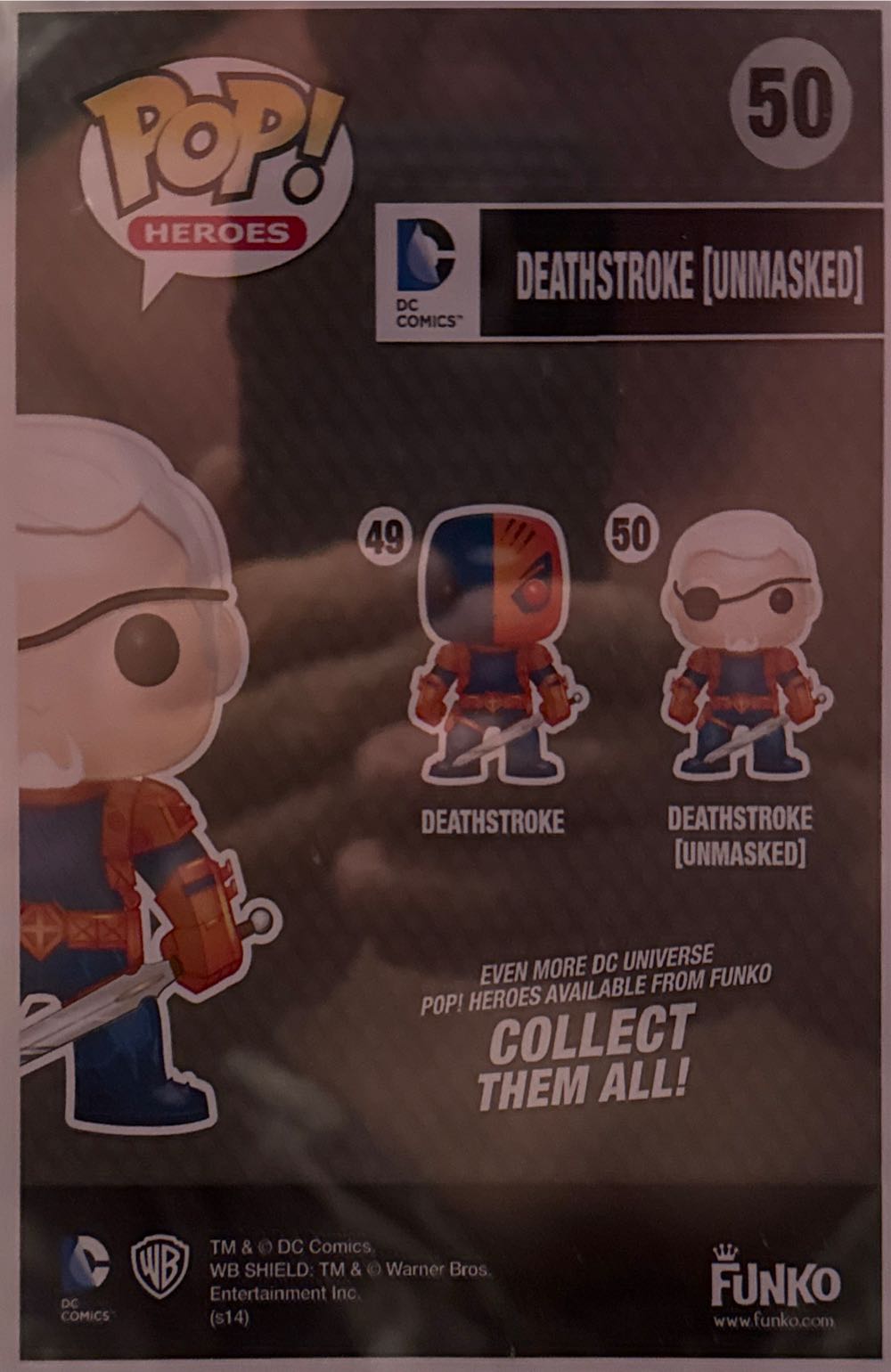 Deathstroke - DC Universe vinyl figure collectible - Main Image 2