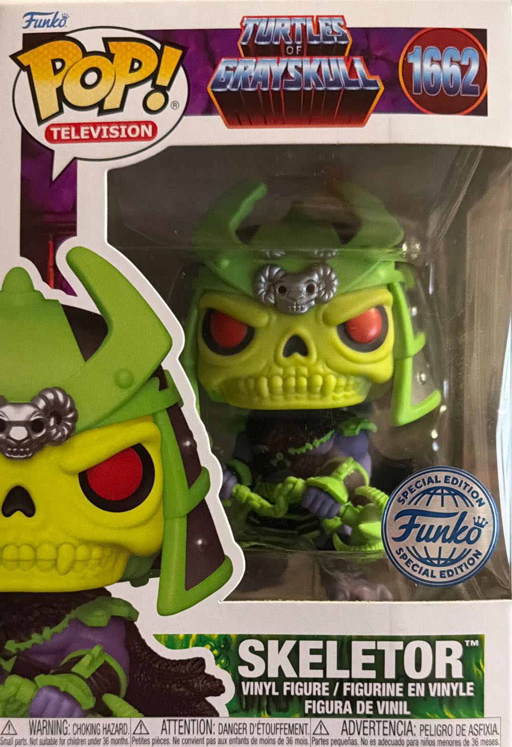 Skeletor  vinyl figure collectible [Barcode 889698844956] - Main Image 4