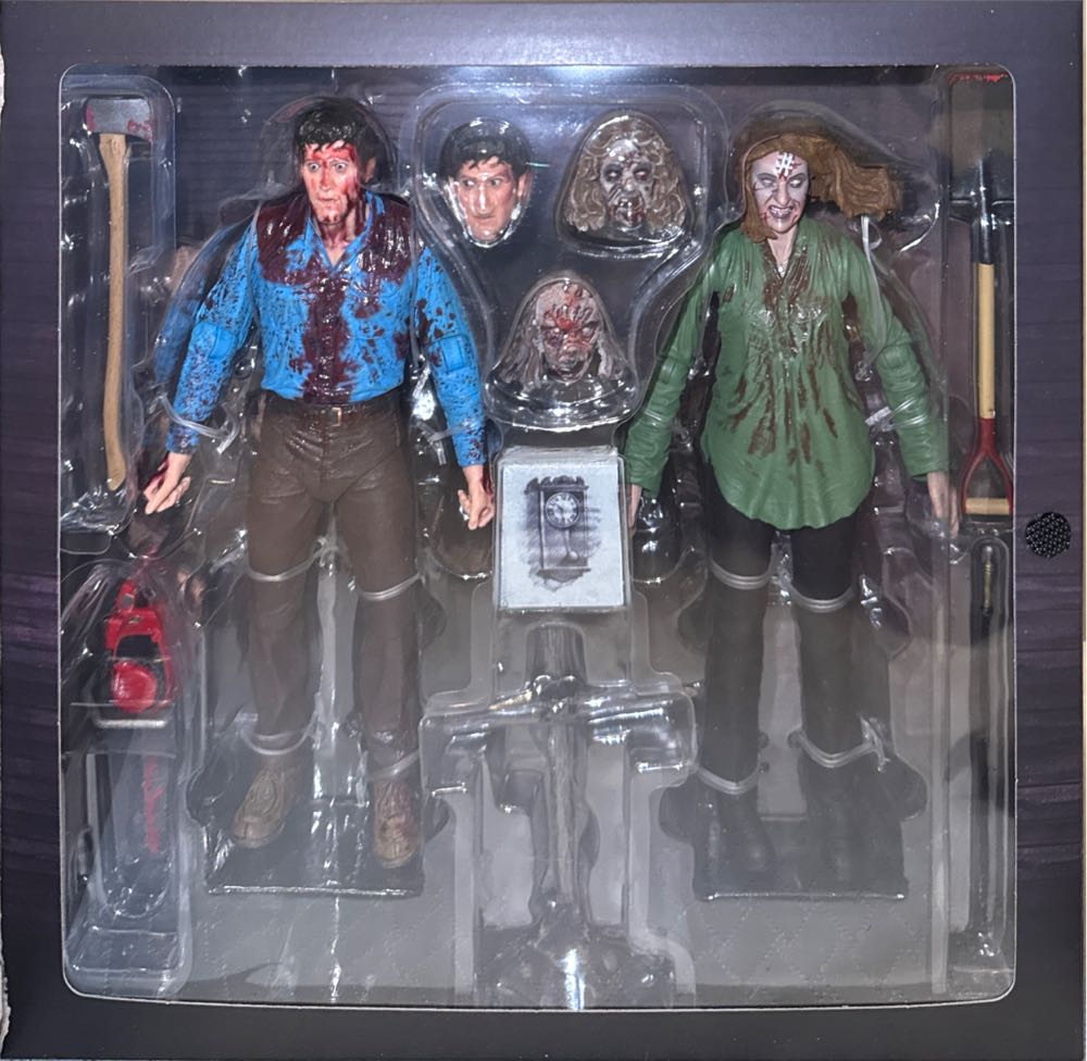Evil Dead – Ash & Cheryl - Evil Dead vinyl figure collectible [Barcode 634482419793] - Main Image 2
