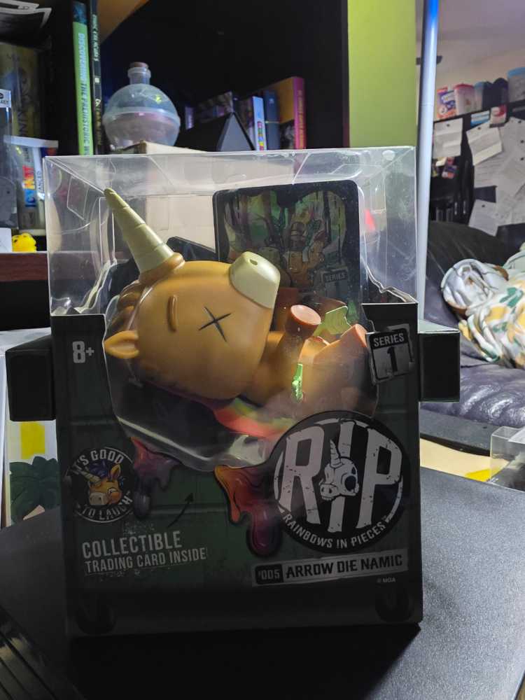 R.i.p. Rainbows Pieces Arrow Die Namic #005 Mga Entertainment Series  vinyl figure collectible [Barcode 035051565413] - Main Image 2