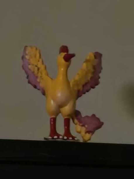 Legendary Bird Trio Figures! - Pokémon vinyl figure collectible - Main Image 4