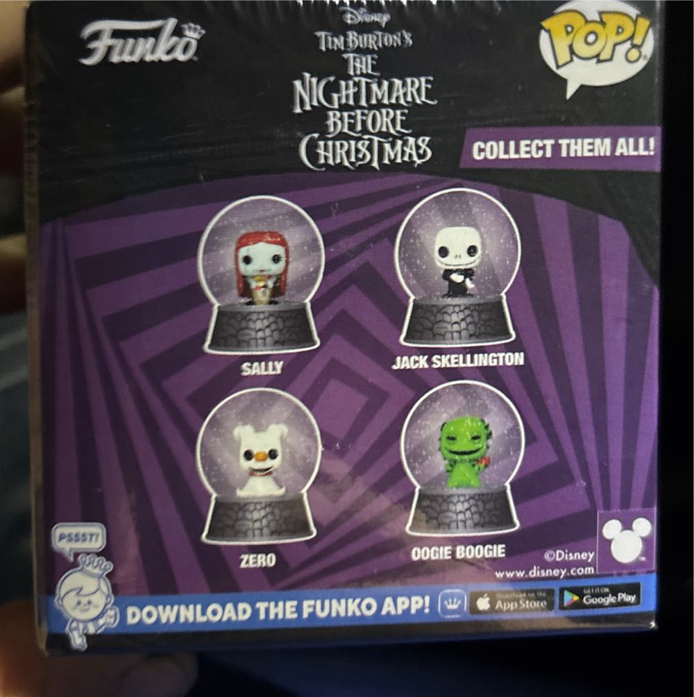 Oogie Boogie Vinyl Figure Snow Globe  vinyl figure collectible [Barcode 889698853965] - Main Image 3