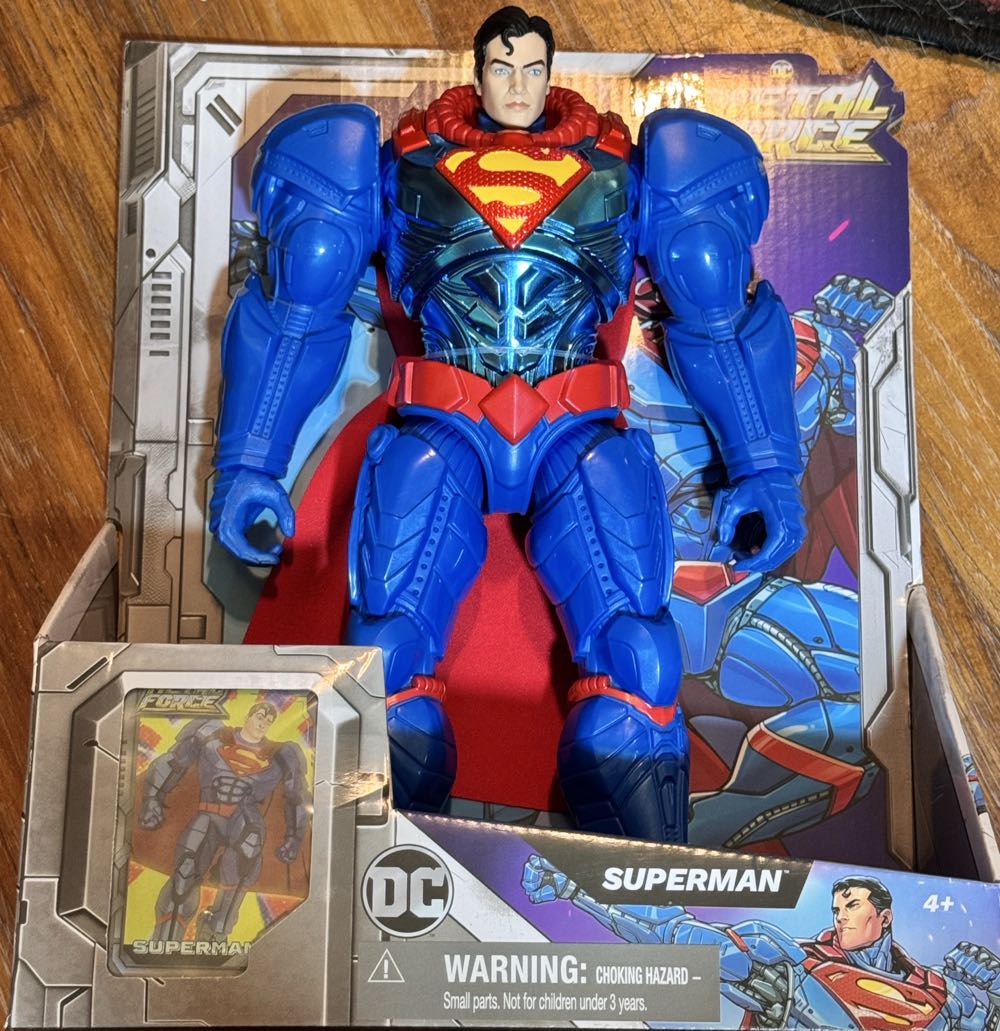 Dc Comics Metal Force Superman Action Figure  vinyl figure collectible [Barcode 681147061804] - Main Image 2