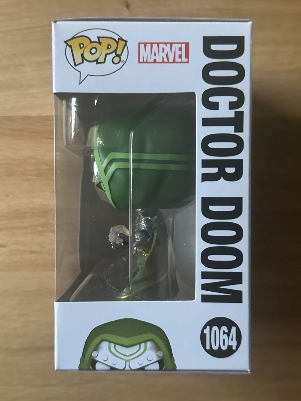 Doctor Doom - Marvel Universe vinyl figure collectible [Barcode 889698839914] - Main Image 4
