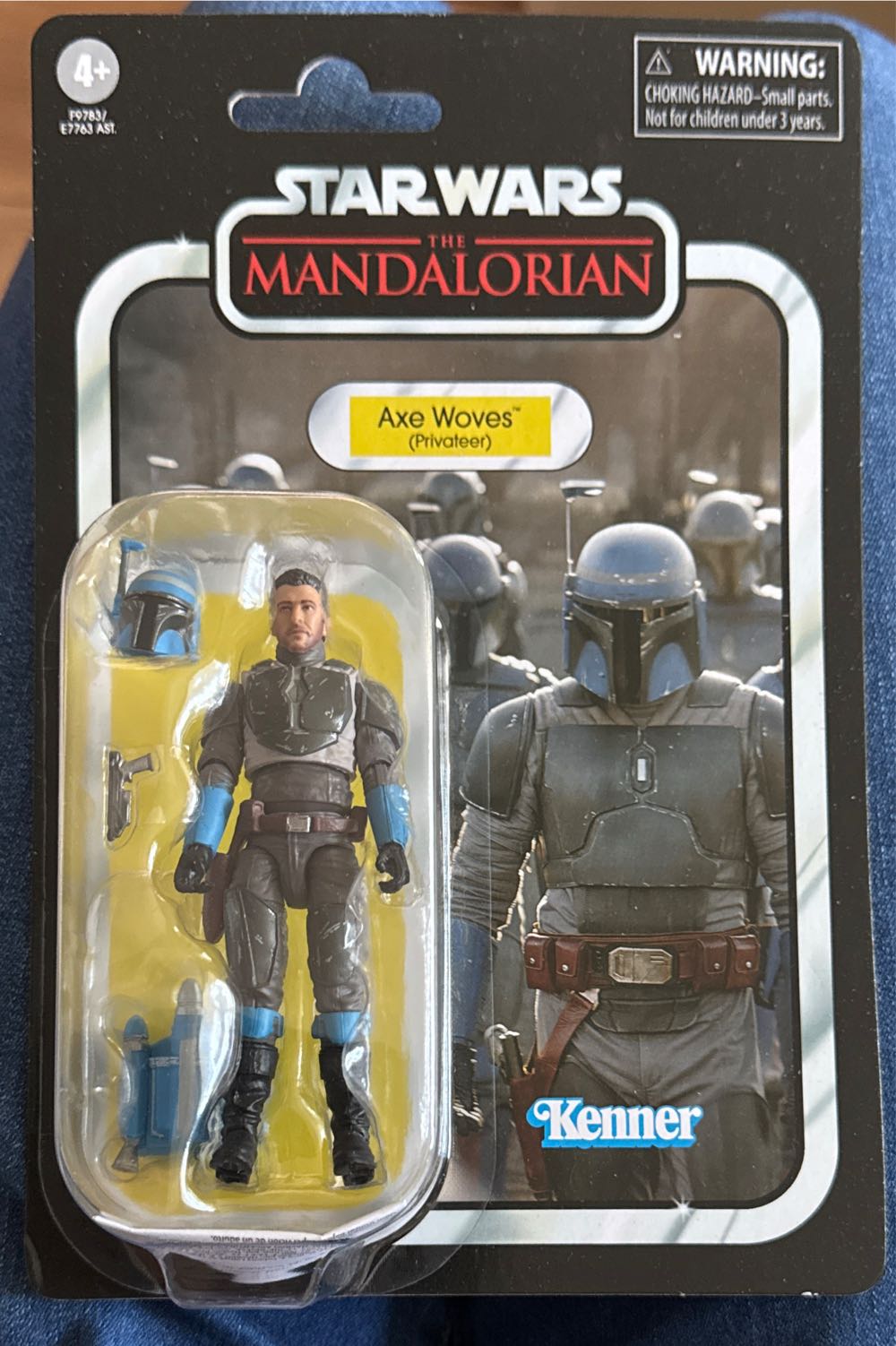 Axe Woves Privateer Star Wars The Vintage Collection Axe Woves Privateer The Mandalorian 3.75 Inch Collectible Action Figure  vinyl figure collectible [Barcode 5010996218643] - Main Image 2