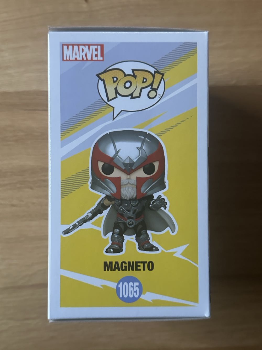 Magneto (Marvel Rivals) - Marvel Universe vinyl figure collectible [Barcode 889698839921] - Main Image 3