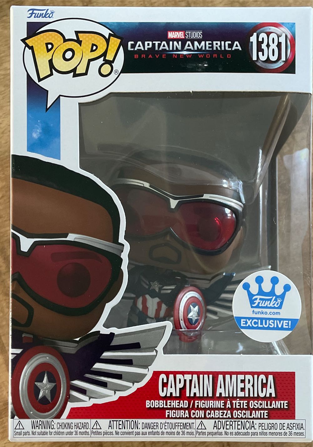 Funko Pop Captain America Exclusive - Marvel Universe vinyl figure collectible [Barcode 889698775977] - Main Image 2