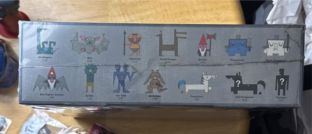 Kidrobot Amanda Visell Tic Toc Apocalypse  vinyl figure collectible [Barcode 883975077419] - Main Image 2