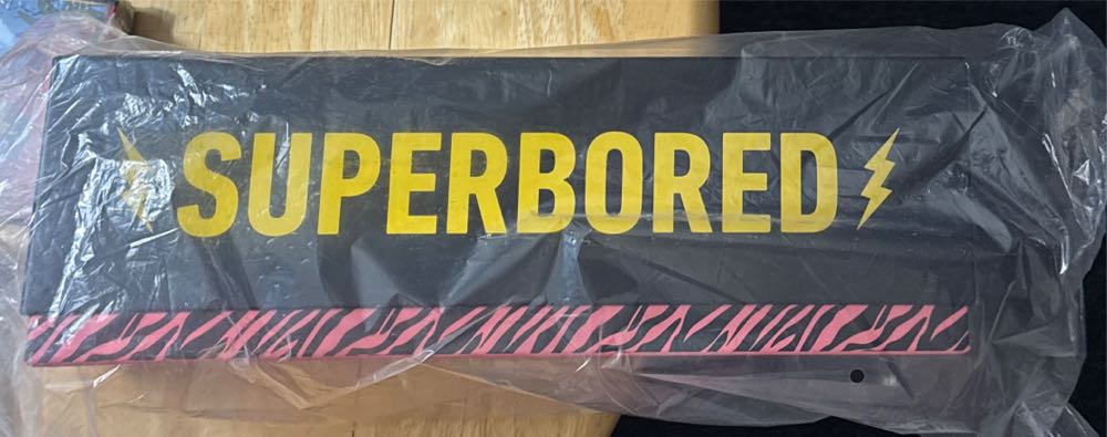 Superplastic Superbored  vinyl figure collectible [Barcode 717995704959] - Main Image 3