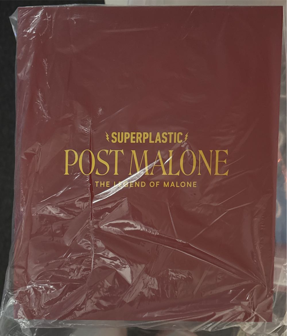 Superplastic X The Legend Of Malone Vinyl Art Figure  vinyl figure collectible [Barcode 789555097313] - Main Image 2