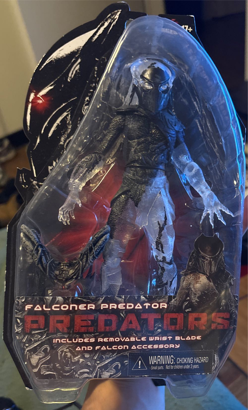 Predators Series 7 Falconer Predator 7” NECA  vinyl figure collectible [Barcode 634482514825] - Main Image 4