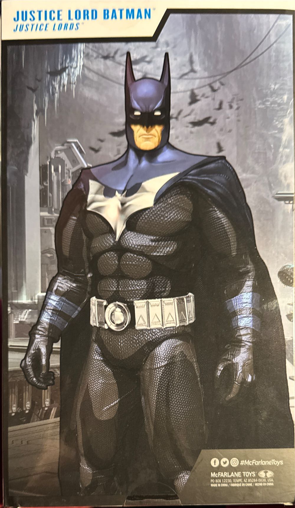 Mcfarlane Dc Mcfarlane Multiverse Lord Gold Label Target Exclusive New Batman Justice Justice Lords 7”  vinyl figure collectible [Barcode 787926174267] - Main Image 3