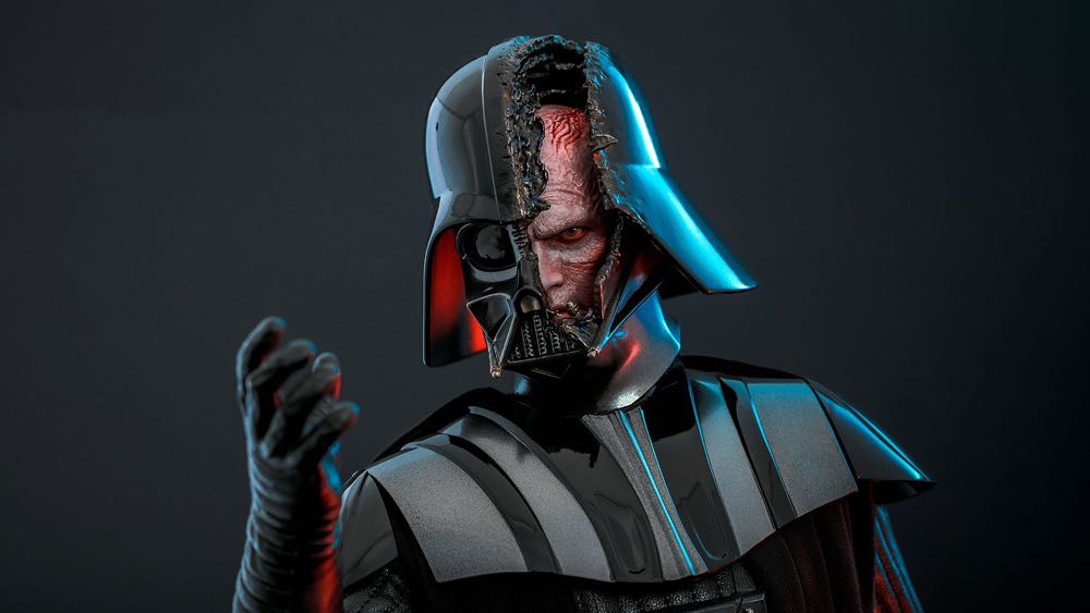 Darth Vader Hot Toys   vinyl figure collectible - Main Image 4