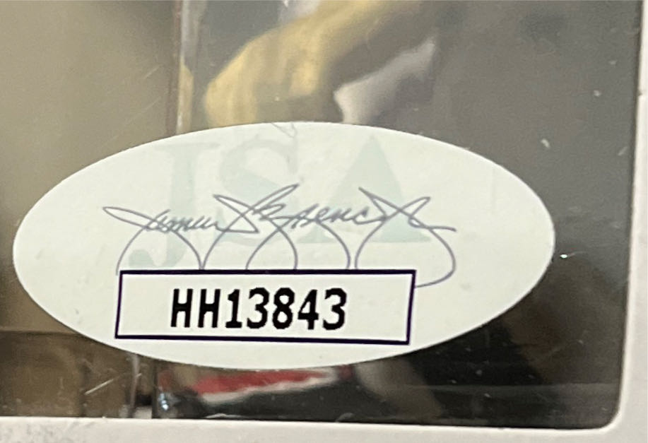 Freddie Freeman - Autographed - Funko Pop - Braves Exclusive #32 Rare - MLB vinyl figure collectible [Barcode 889698422857] - Main Image 3