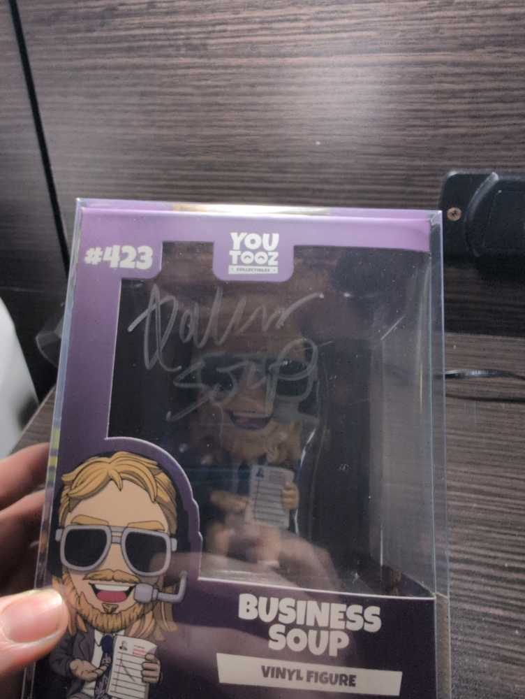 Business Soup Youtooz  vinyl figure collectible [Barcode 810085559160] - Main Image 2