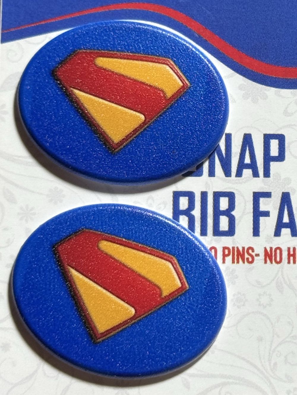 Superman 2025 Runners Bb Buttons  vinyl figure collectible - Main Image 2