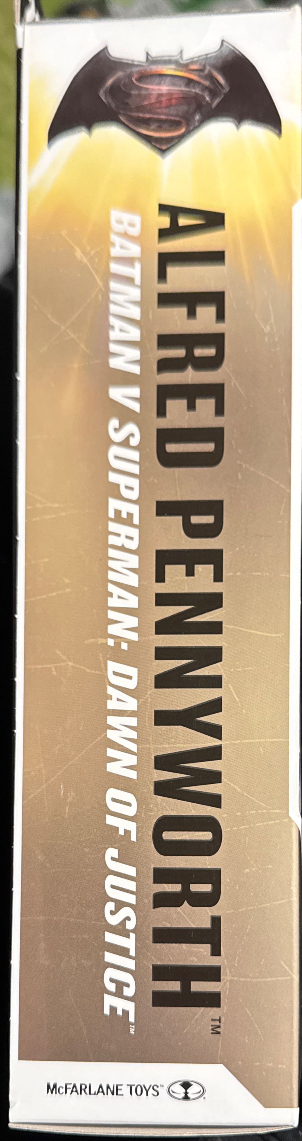 Alfred Pennyworth  vinyl figure collectible [Barcode 787926176445] - Main Image 2