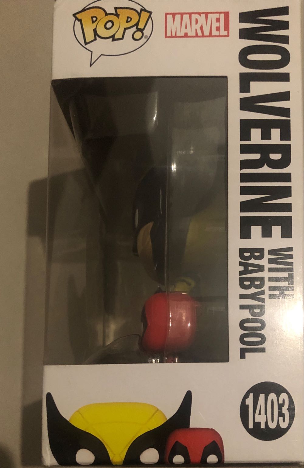 Wolverine With babypool - Marvel Universe vinyl figure collectible [Barcode 889698823821] - Main Image 2