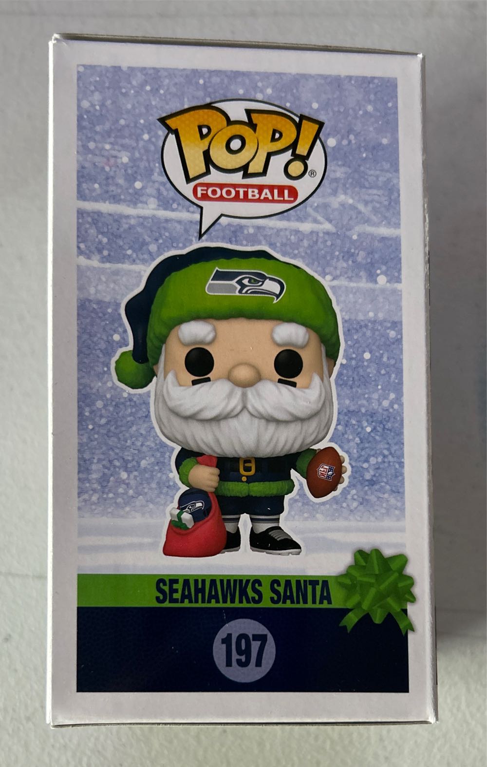Seahawks Santa - NFL vinyl figure collectible [Barcode 889698775236] - Main Image 4