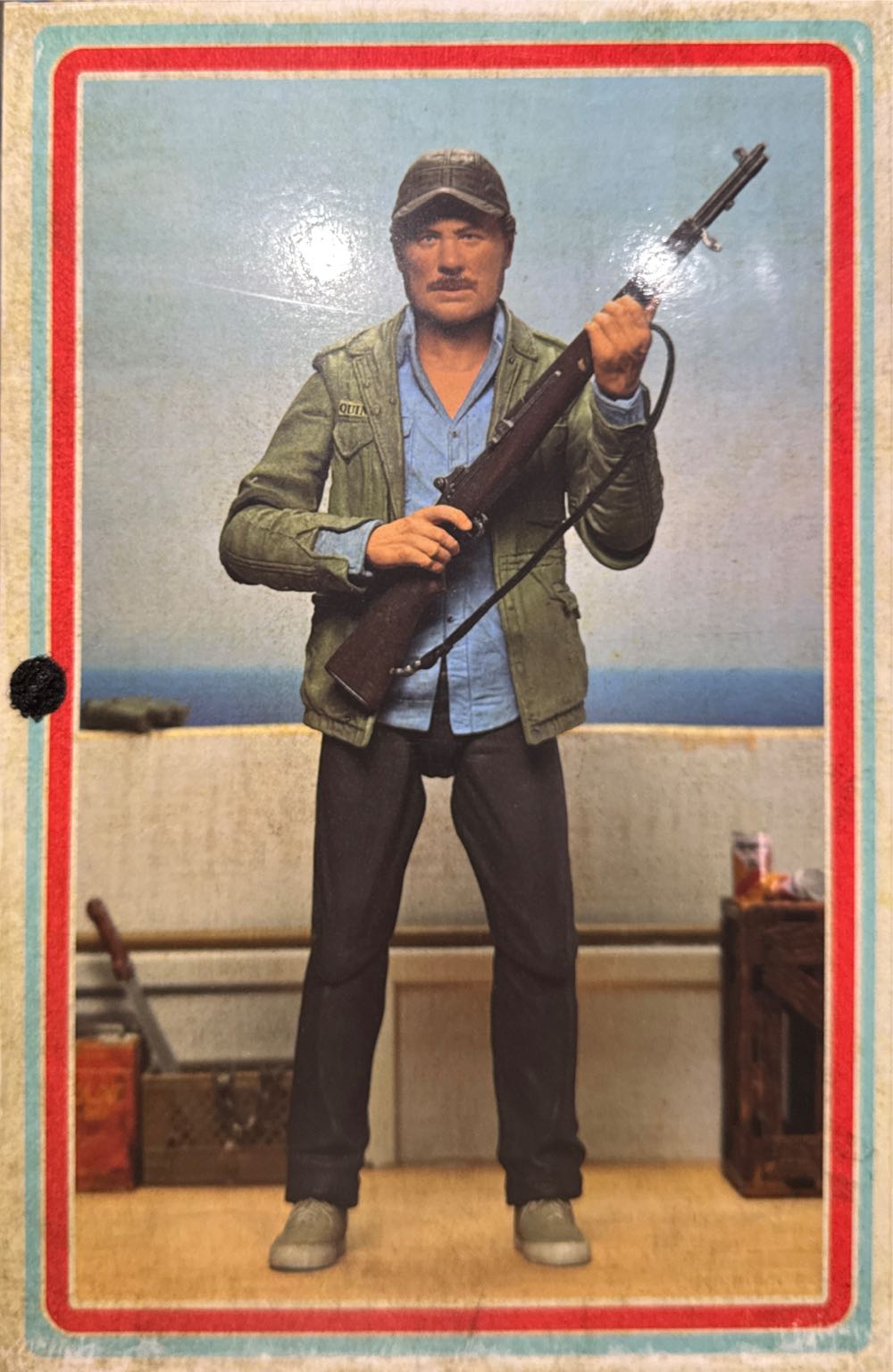 Quint - Jaws vinyl figure collectible [Barcode 634482033364] - Main Image 3