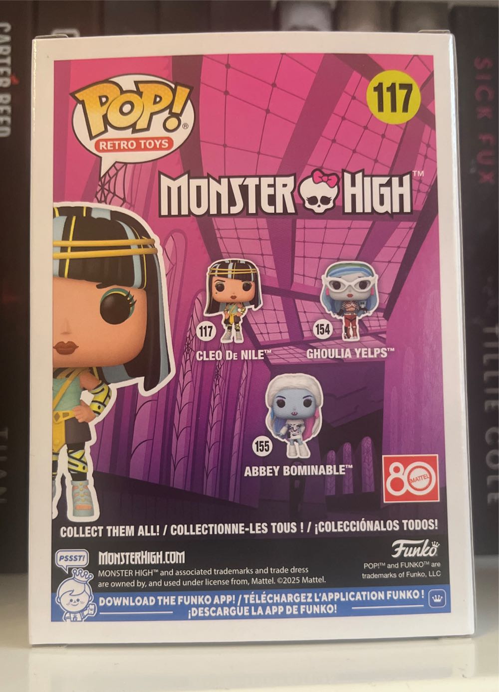 Cleo De Nile  vinyl figure collectible [Barcode 889698674294] - Main Image 2