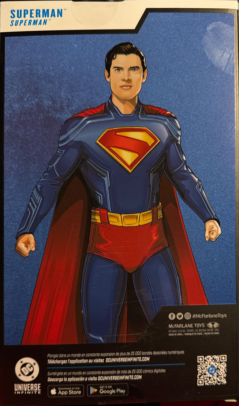 DC Multiverse Superman: Superman  vinyl figure collectible [Barcode 787926174465] - Main Image 3