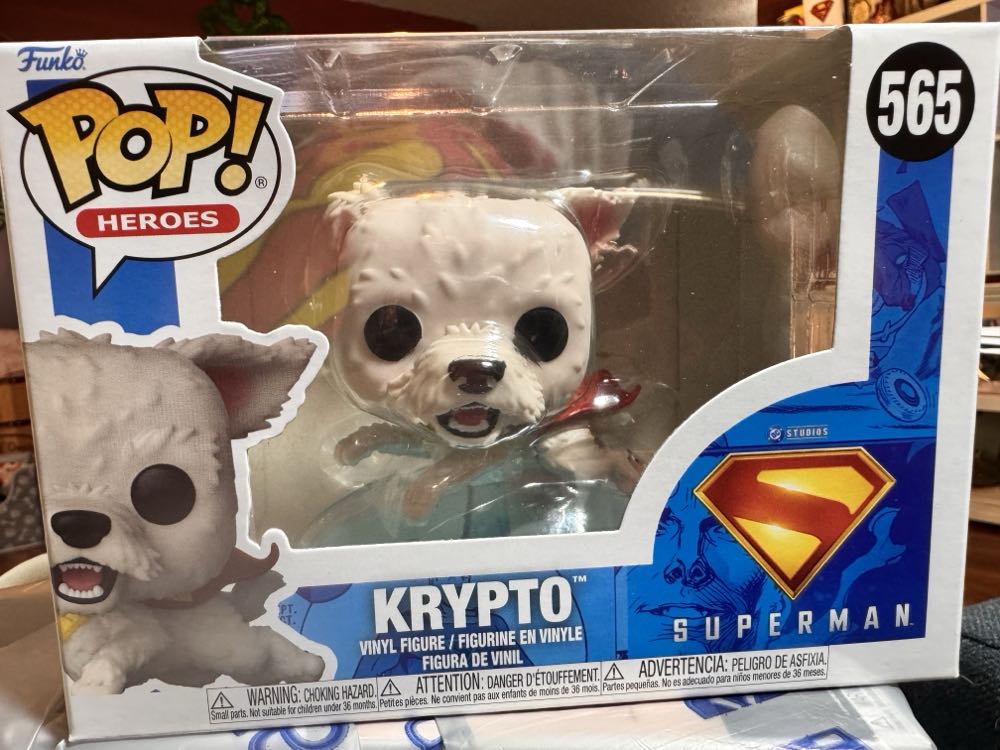 Krypto - DC Universe vinyl figure collectible [Barcode 889698856454] - Main Image 2