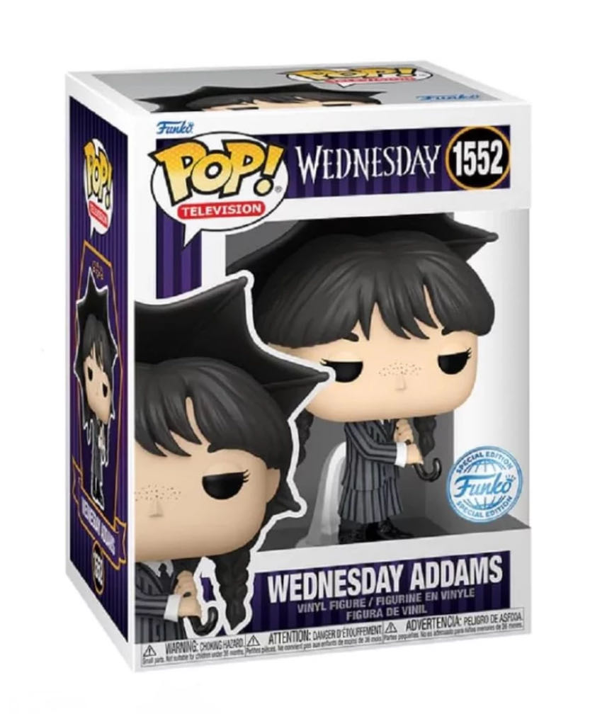 Wednesday Addams  vinyl figure collectible [Barcode 889698817417] - Main Image 2