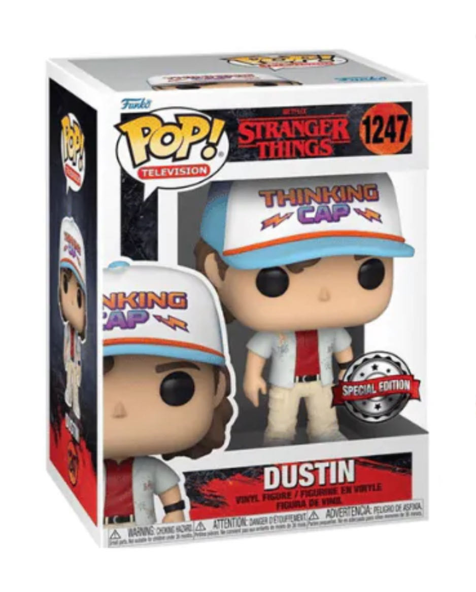 Dustin S4 - Stranger Things vinyl figure collectible [Barcode 889698623902] - Main Image 2